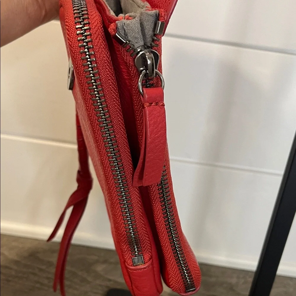 Vince Camuto Cory Sangaria Red Leather Cell Phone Wallet Crossbody Bag - Picture 7 of 14